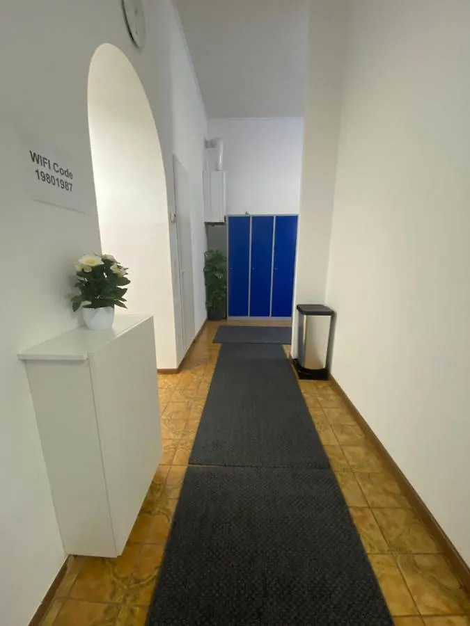 Space Home Apartment - Central Station # Hauptbahnhof Vienna