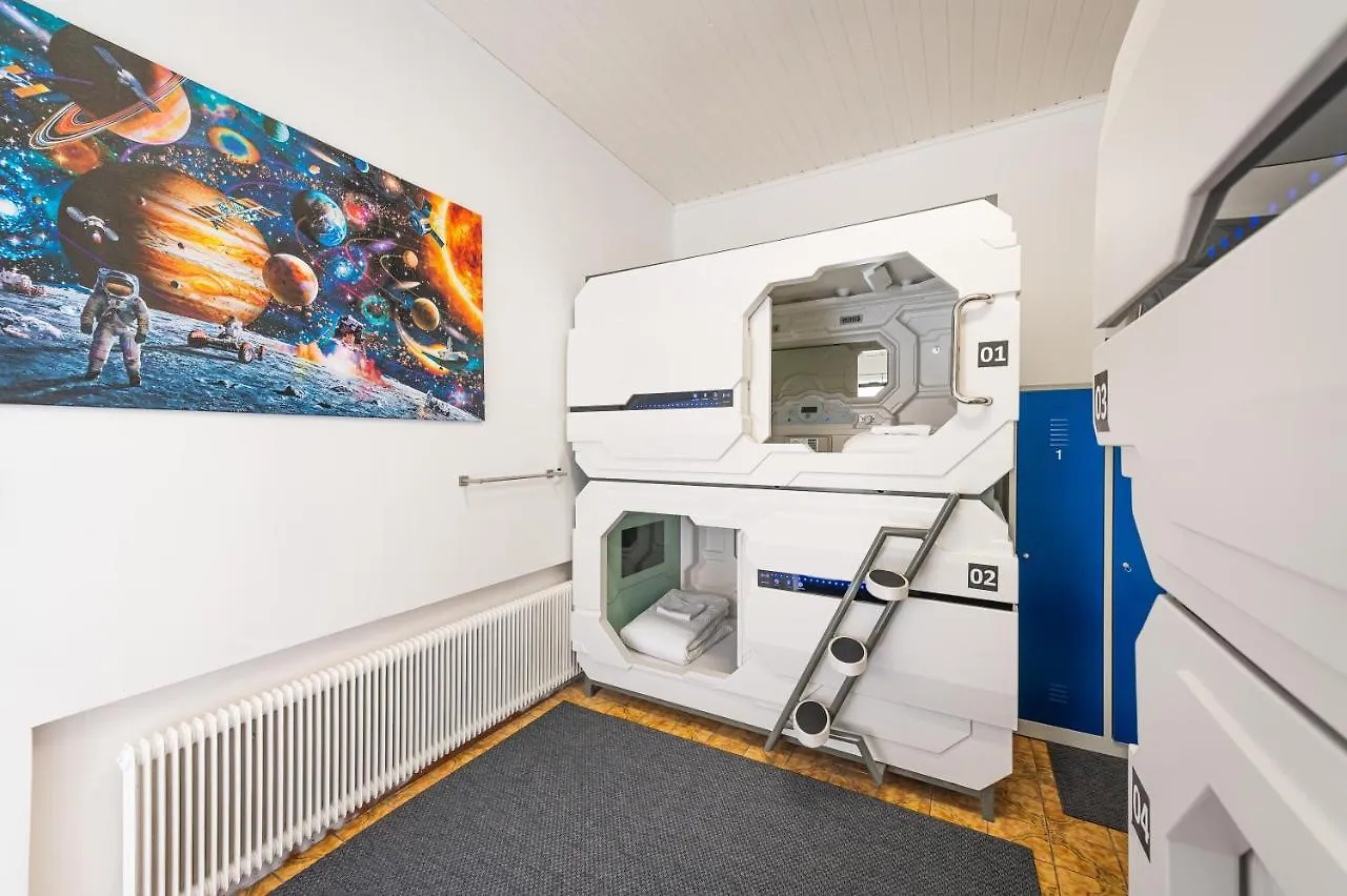 Space Home Apartment - Central Station # Hauptbahnhof Vienna Hostel