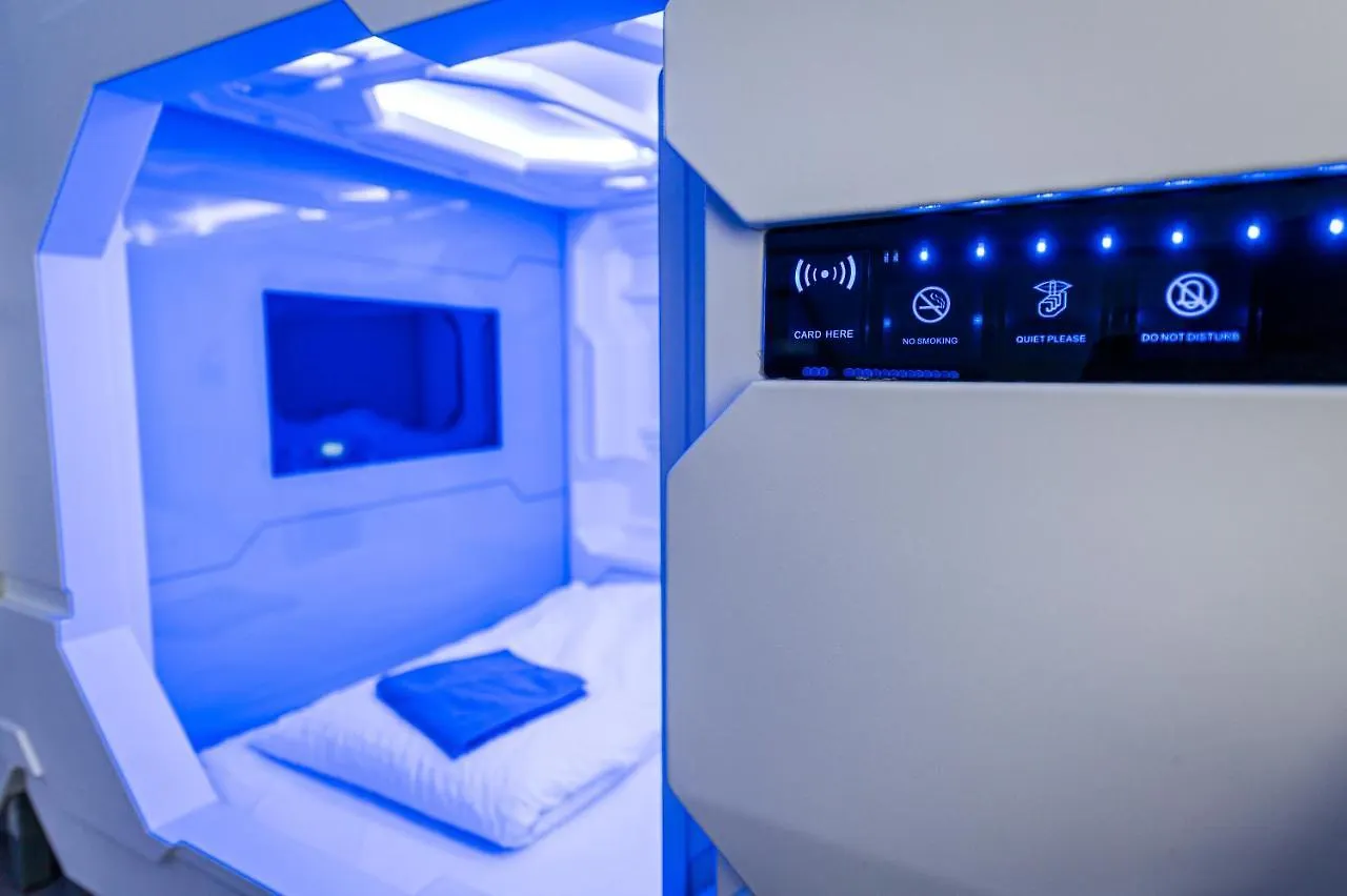 Space Home Apartment - Central Station # Hauptbahnhof Vienna Austria